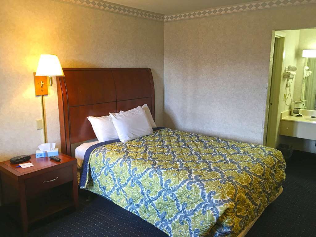 Americas Best Value Inn Of Decatur Szoba fotó
