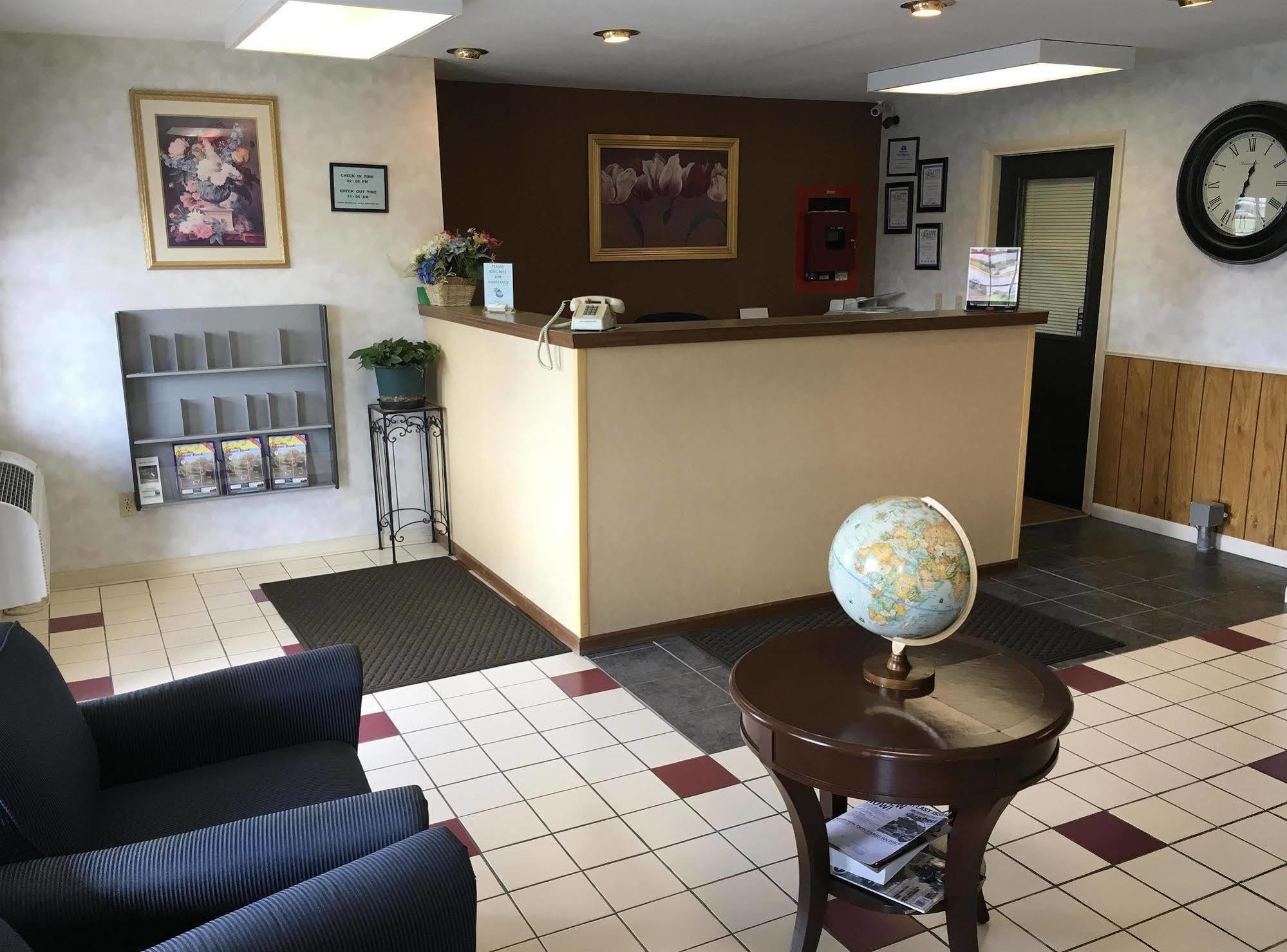 Americas Best Value Inn Of Decatur Kültér fotó