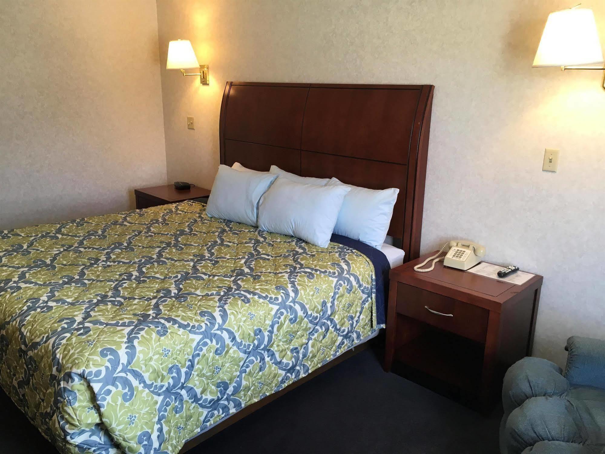 Americas Best Value Inn Of Decatur Kültér fotó
